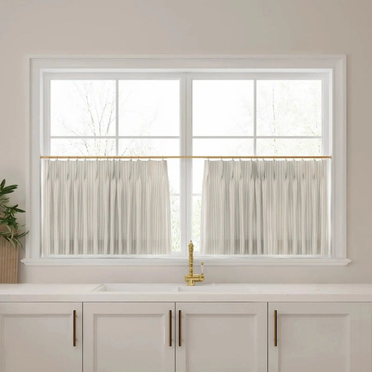 Custom Cafe Curtains Pleated