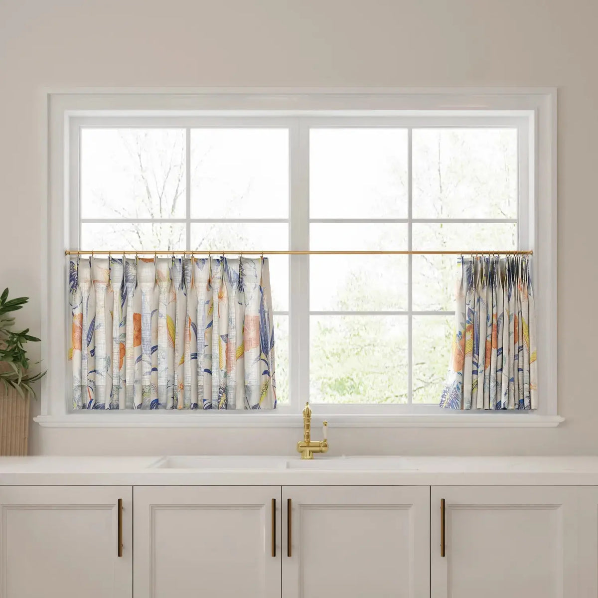 Custom Cafe Curtains Pleated
