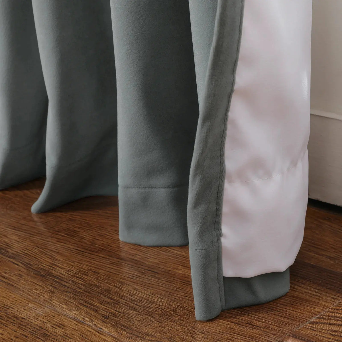 Tavis Premium Velvet Pleated Curtain