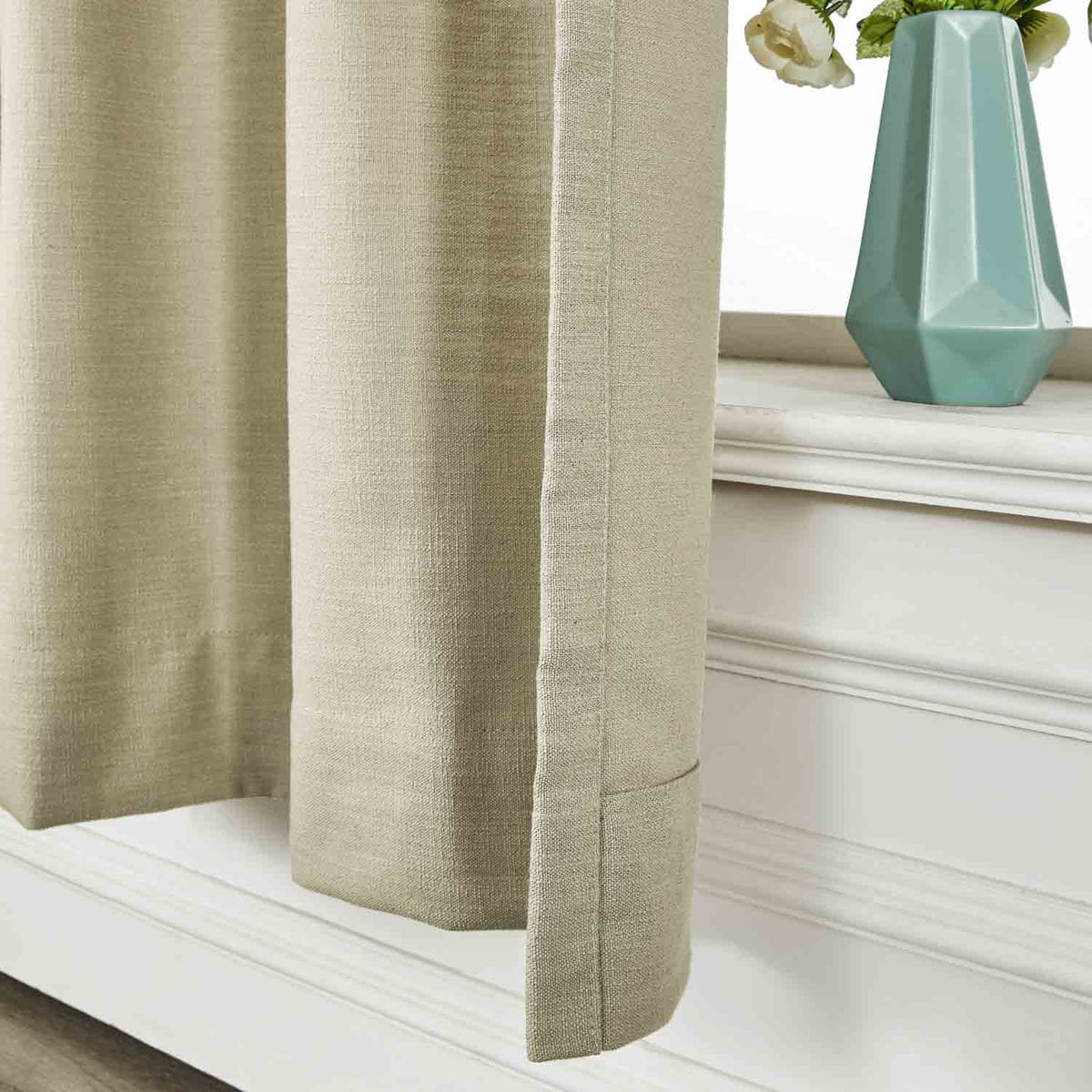 Isabella Heavyweight Cotton Eyelet Curtains