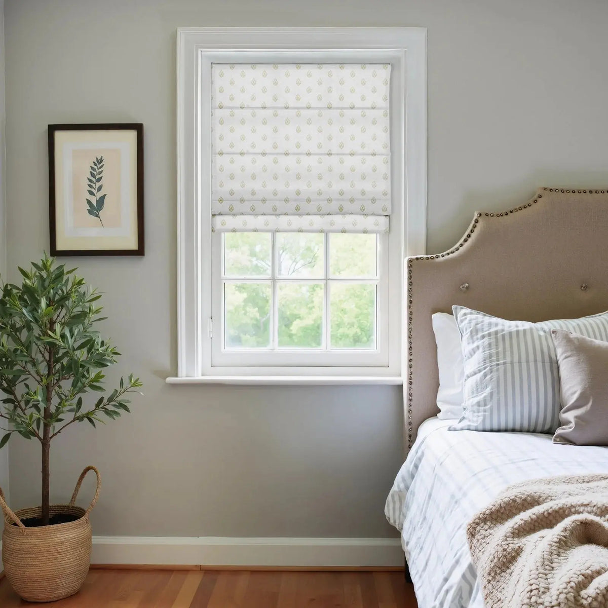 Stefana Silber x TWOPAGES Printed Linen Blend Roman Blind Cordless