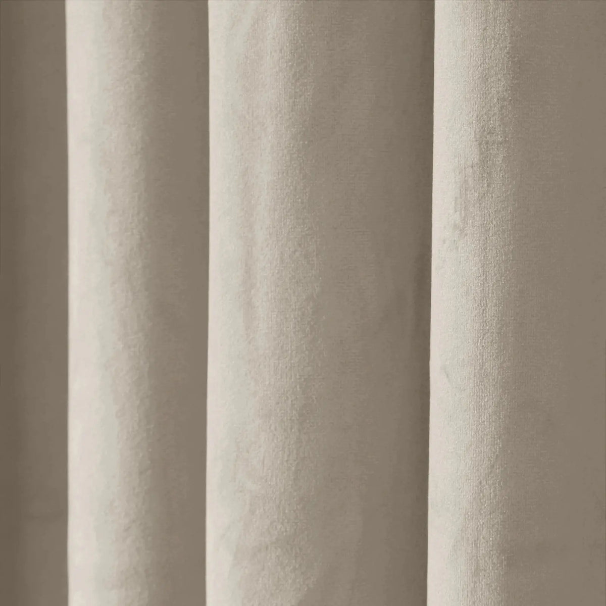 Birkin Velvet Curtain Pleated -TWOPAGES