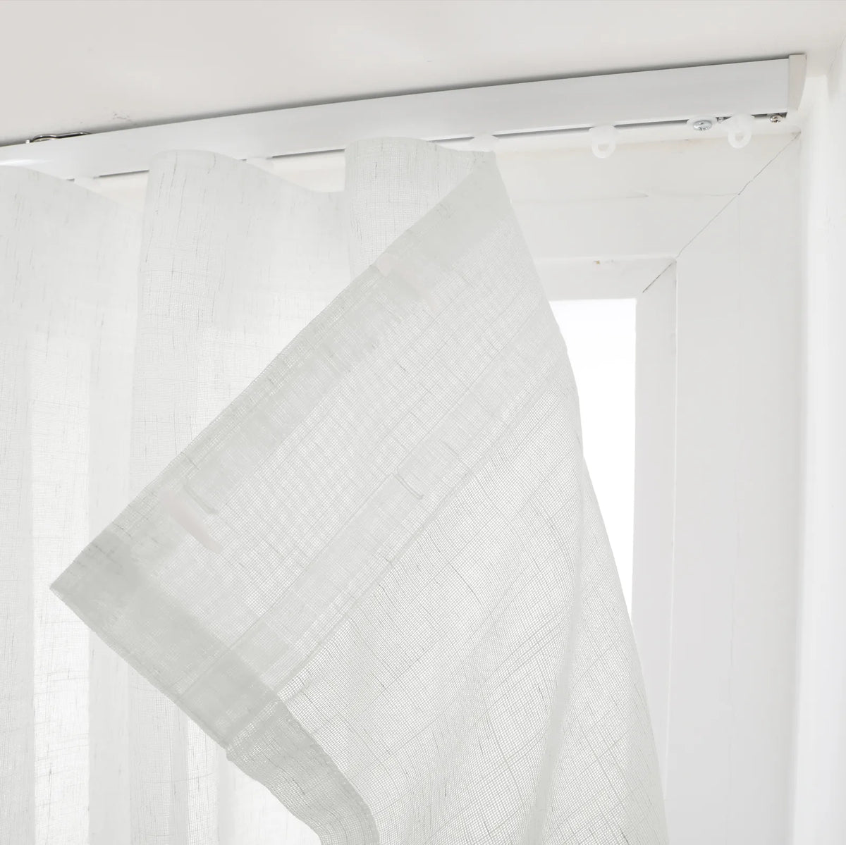 Flynn Sheer S-fold Curtains with Belt Hook - Leo Track