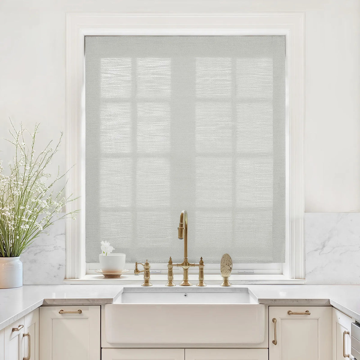 Liz Linen Relaxed Roman Blind Cord Lift