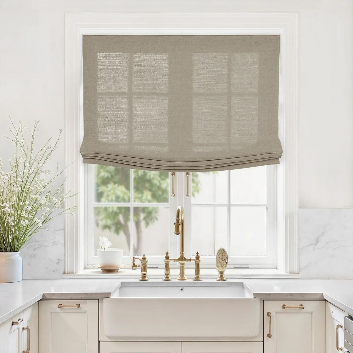 Liz Linen Relaxed Roman Blind Cord Lift
