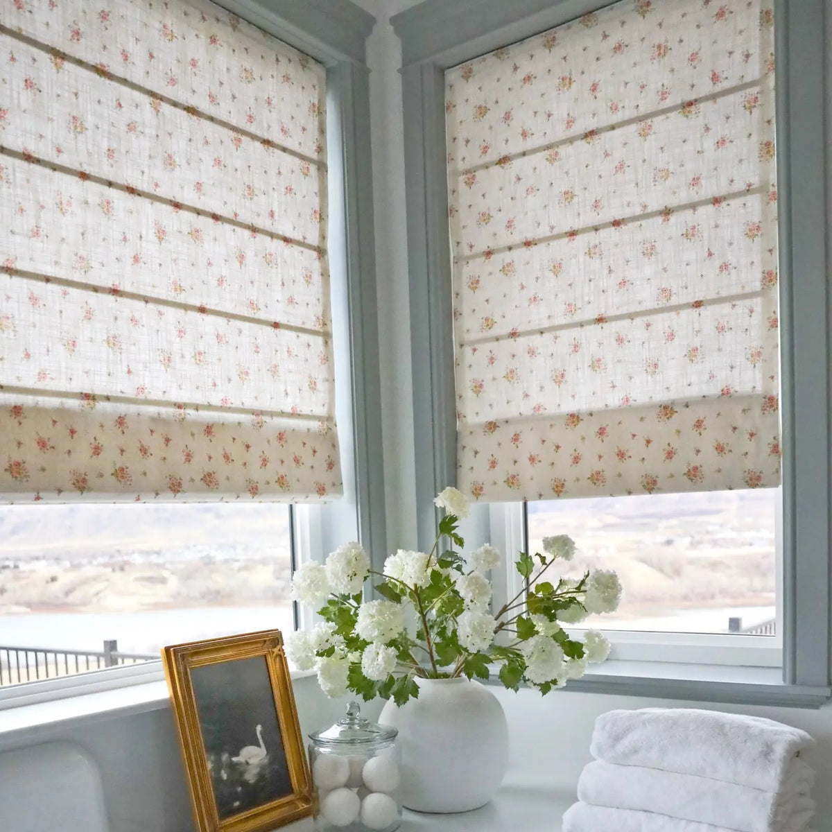 Flat Fold Roman Blind Cordless