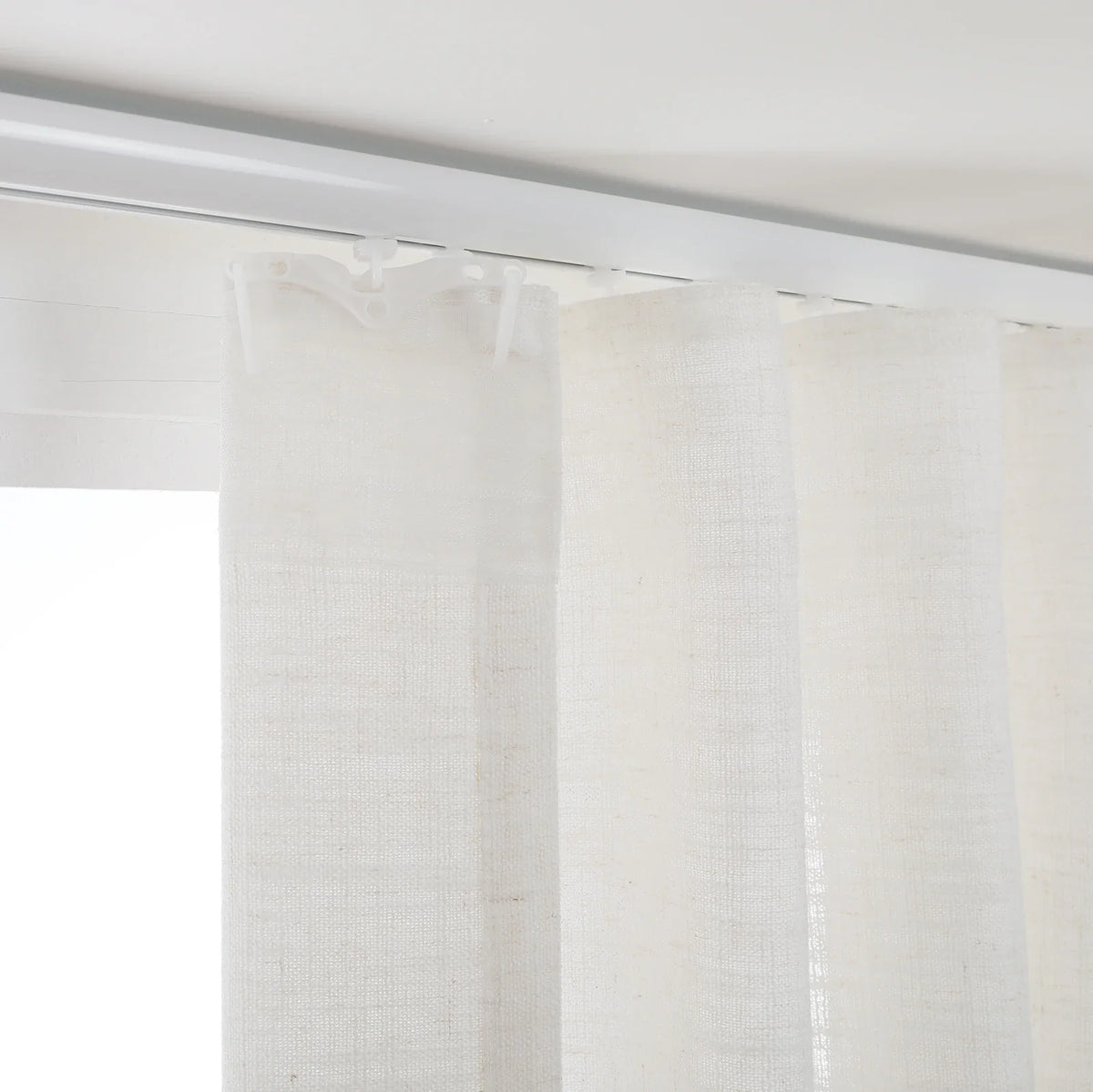 Liz Linen S-fold Curtain with Belt Hook - Leo Track