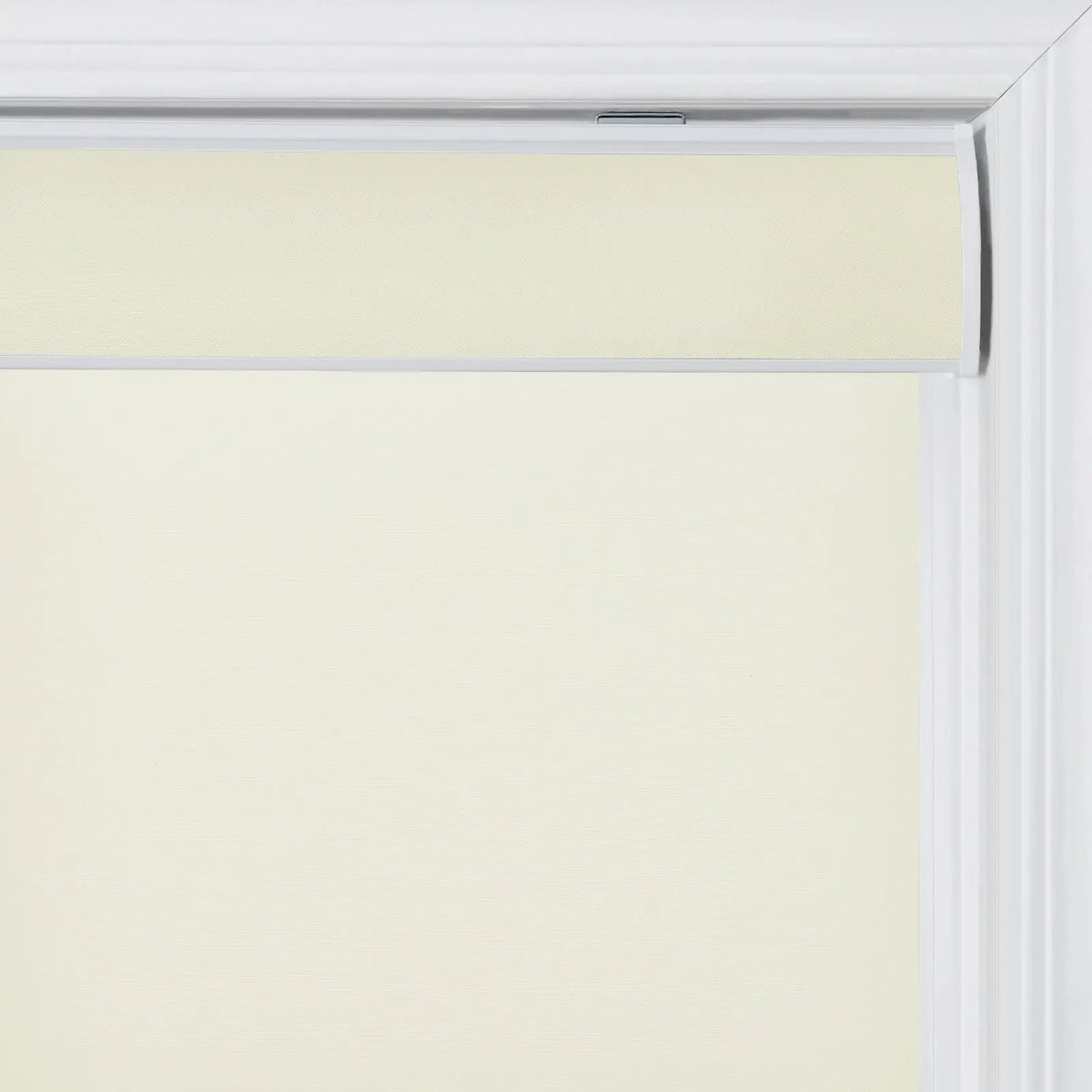 Alvin Basic Room Darkening Cordless Roller Blinds