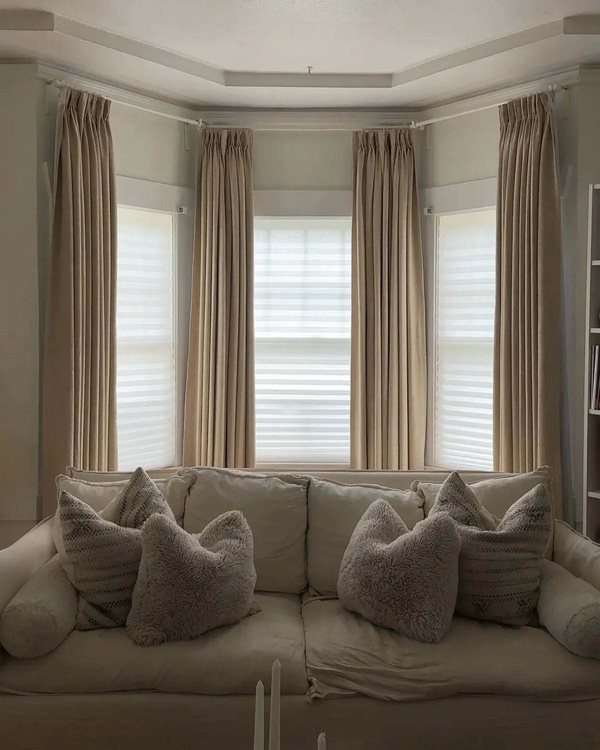 TWOPAGES CURTAINS AU