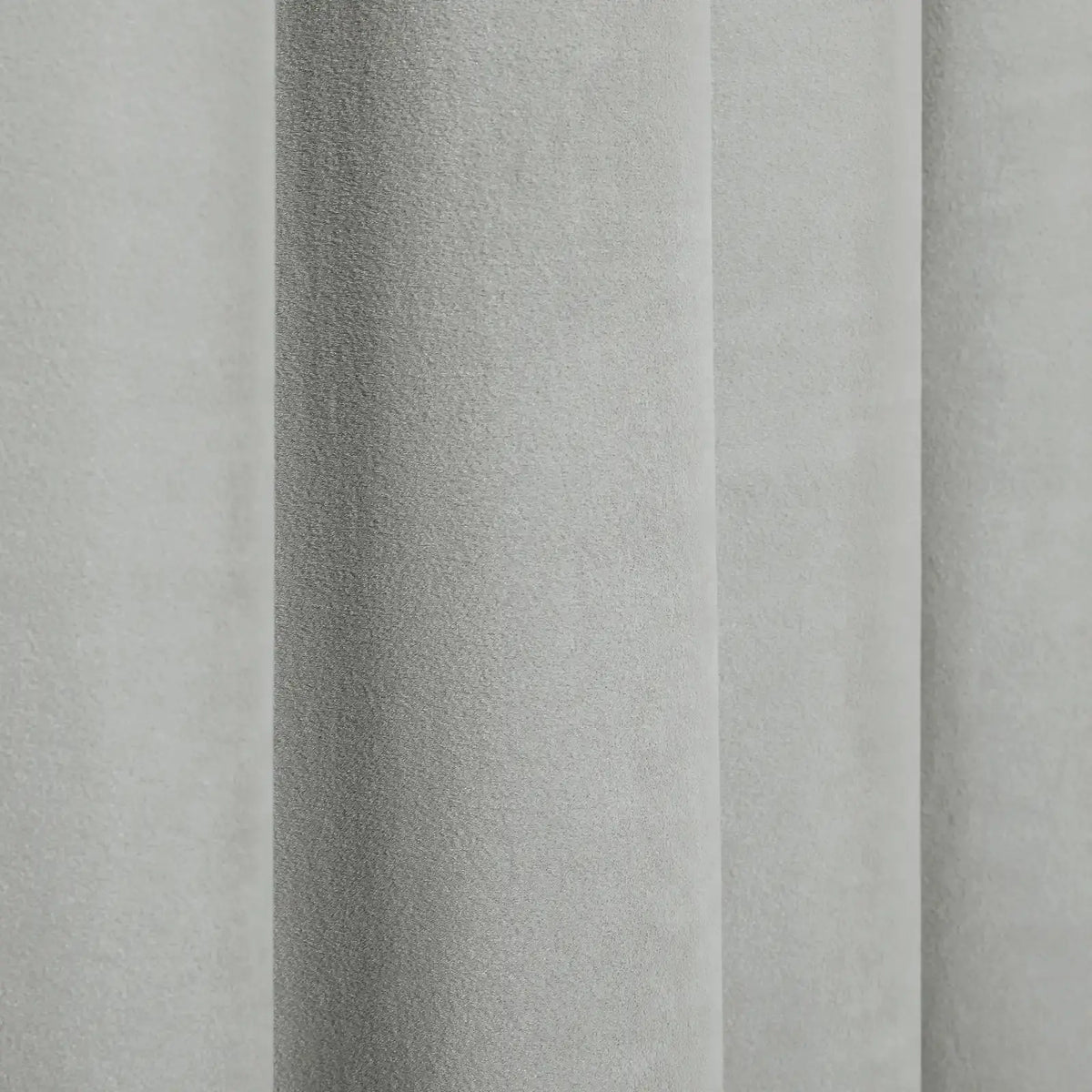 Tavis Premium Velvet Pleated Curtain