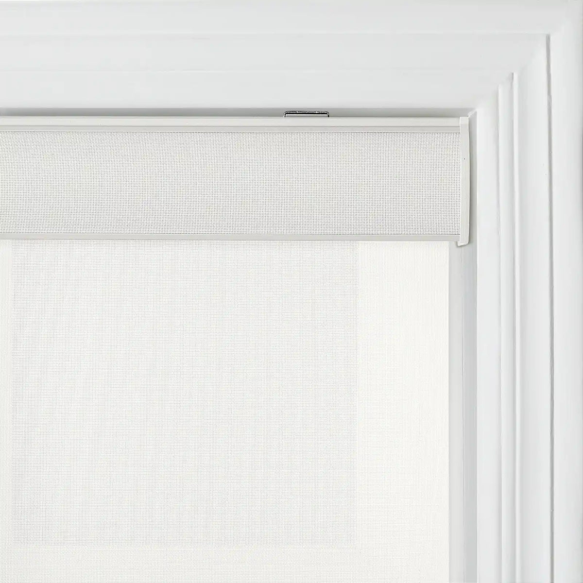Alvin Light Filtering Cordless Roller Blinds