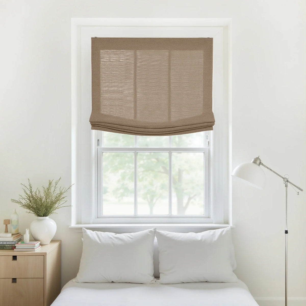 Liz Linen Relaxed Roman Blind Cord Lift