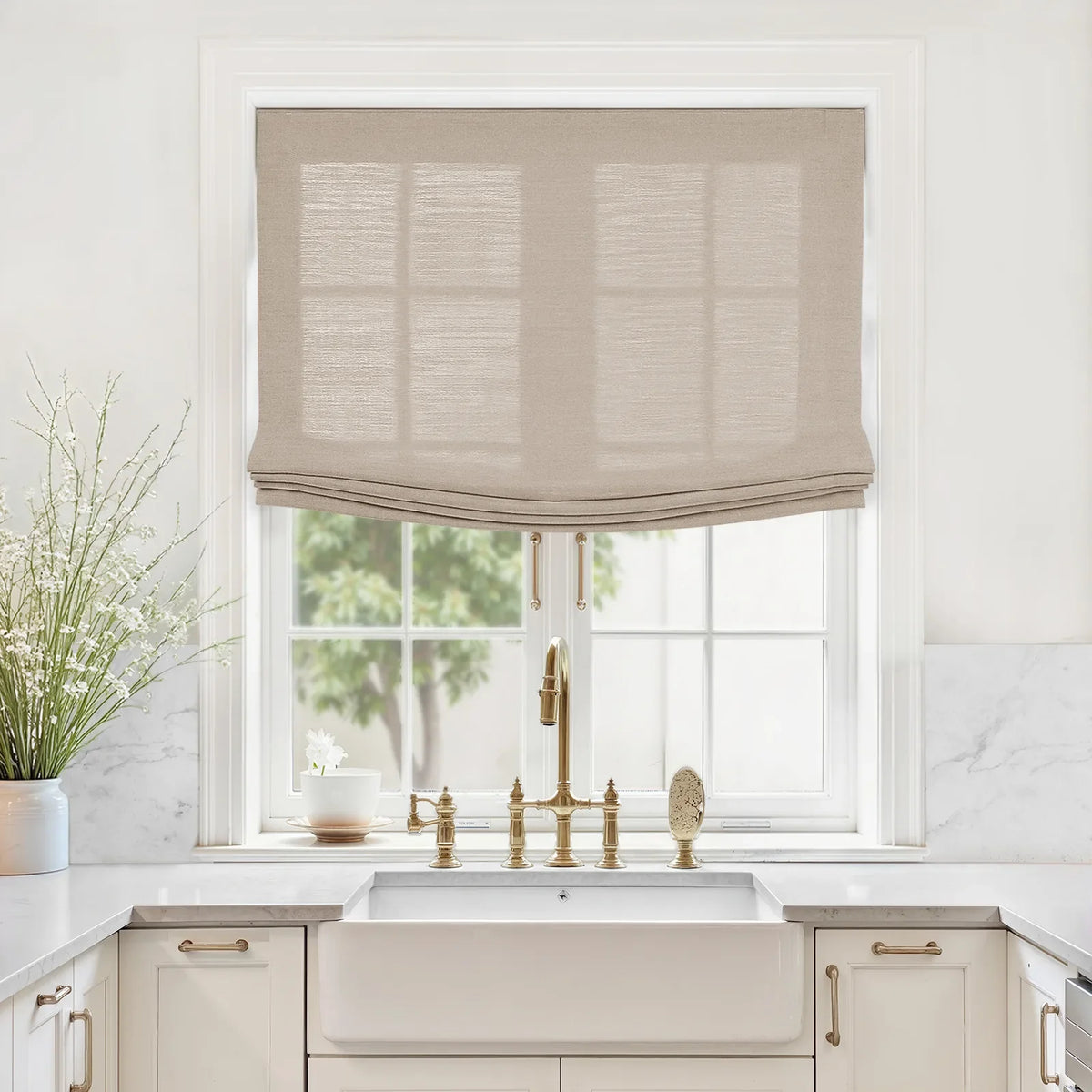 Liz Linen Relaxed Roman Blind Cord Lift