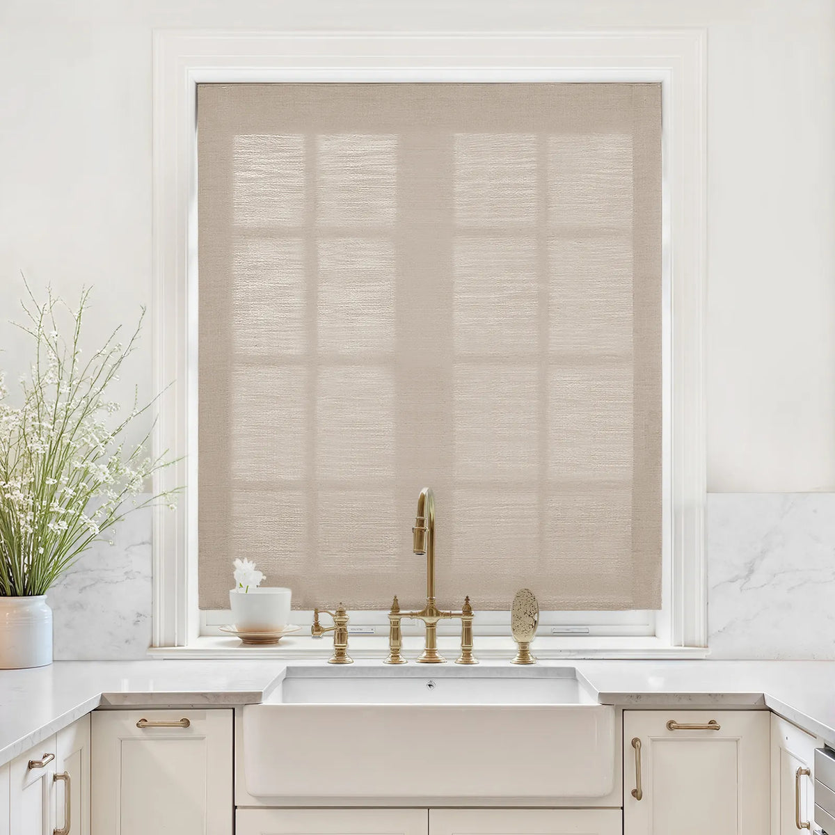 Liz Linen Relaxed Roman Blind Cord Lift