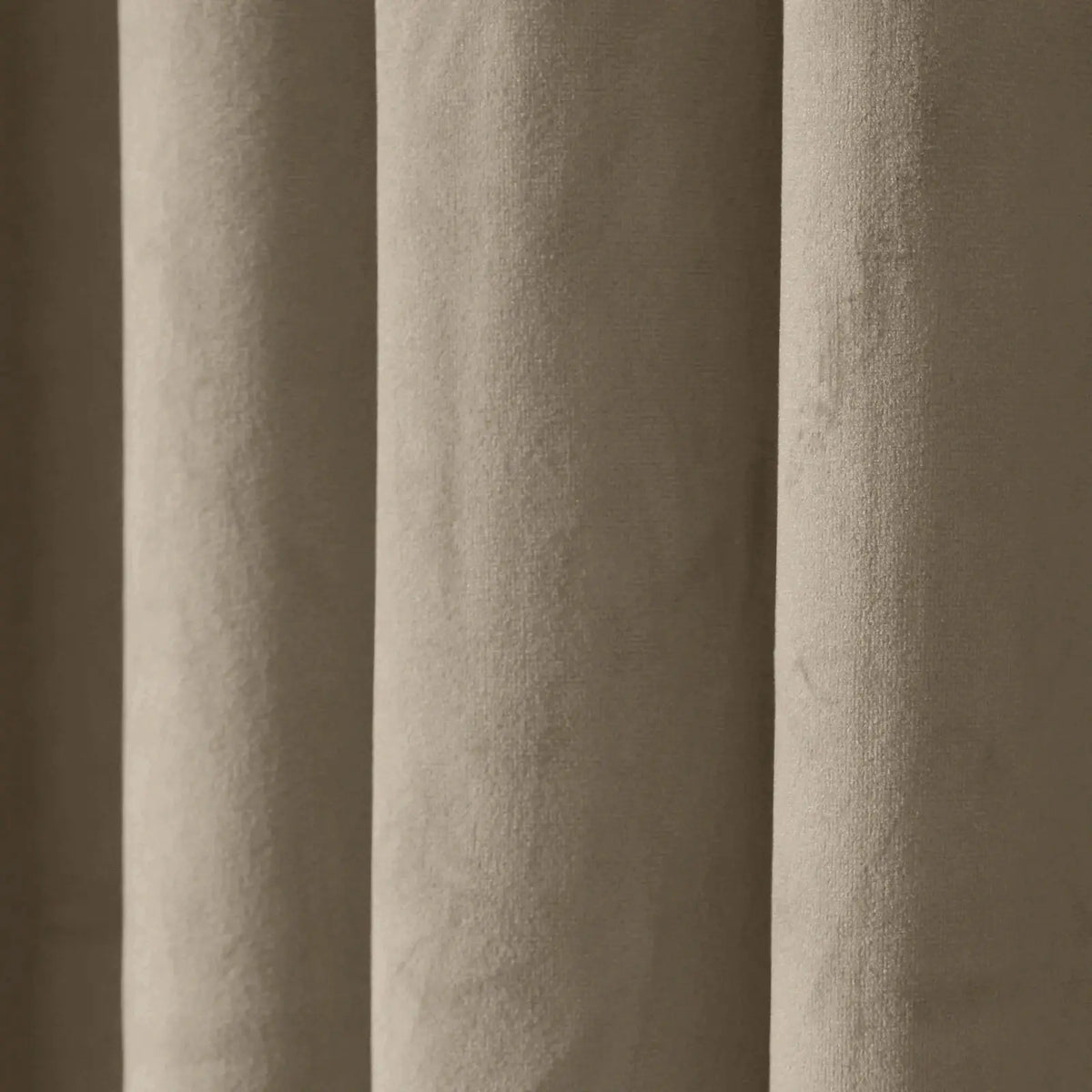 Birkin Velvet Curtain Pleated -TWOPAGES