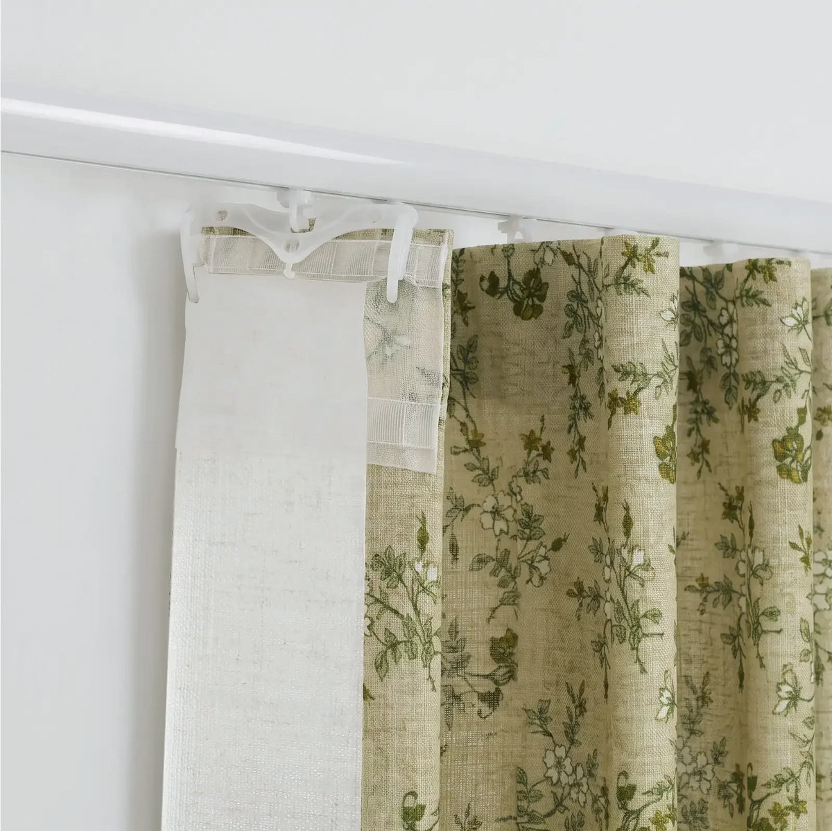 Sara Le x TWOPAGES Printed Linen S-fold Curtains with Belt Hook - Leo Track